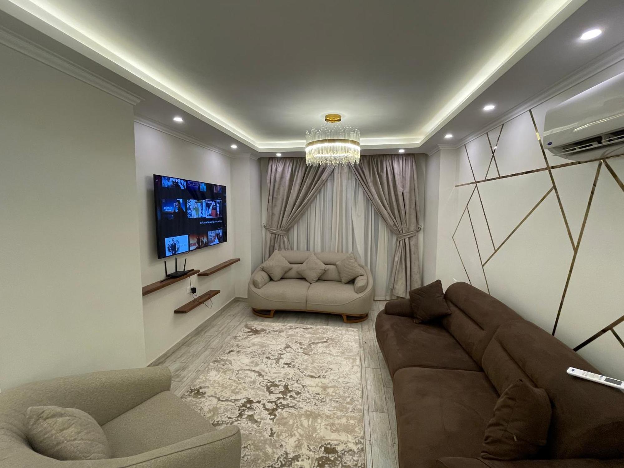 Apartment كمباوند جولدن جيتس المقطم Cairo