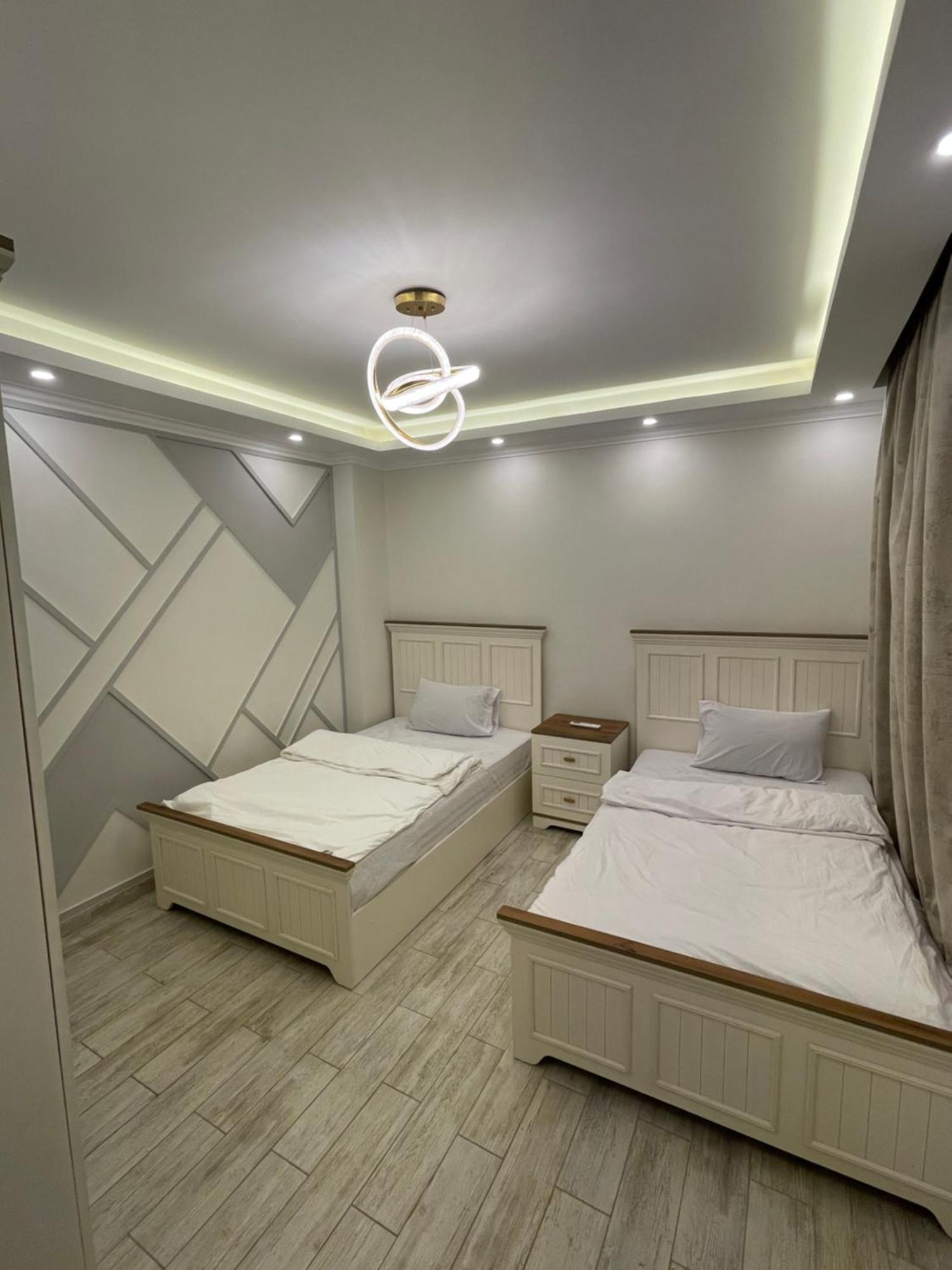 كمباوند جولدن جيتس المقطم Apartment